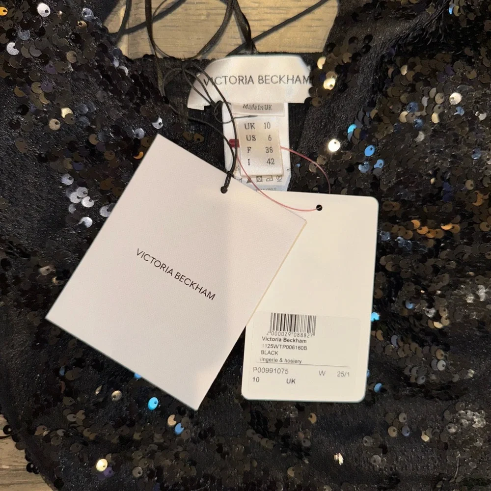 Victoria Beckham black sequin set - Picture 16 of 17
